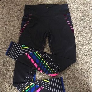 Black exercise leggings